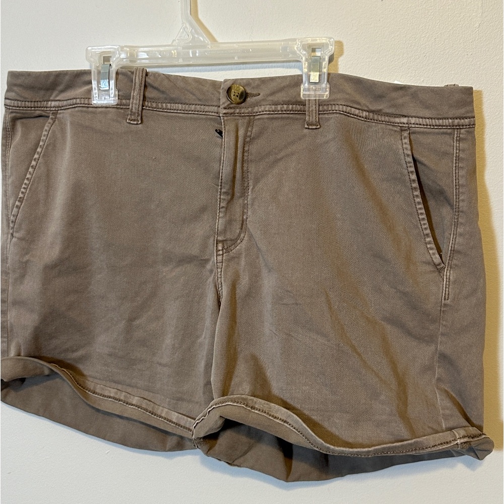 NWT AEO midi shorts size 16
